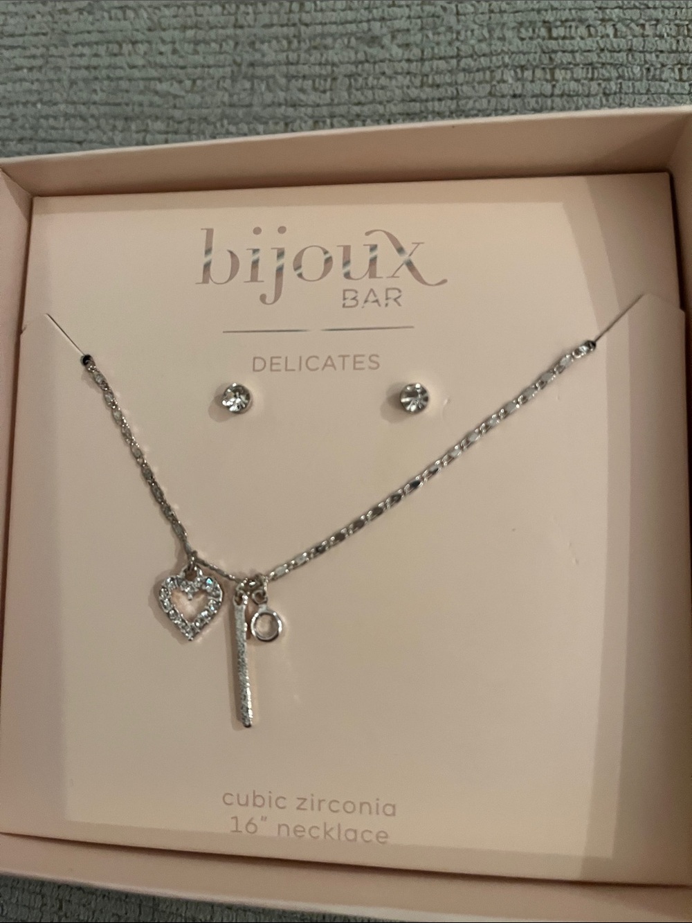 Bijoux Bar Silver Heart & Bar Pendant Necklace Set in Silver
